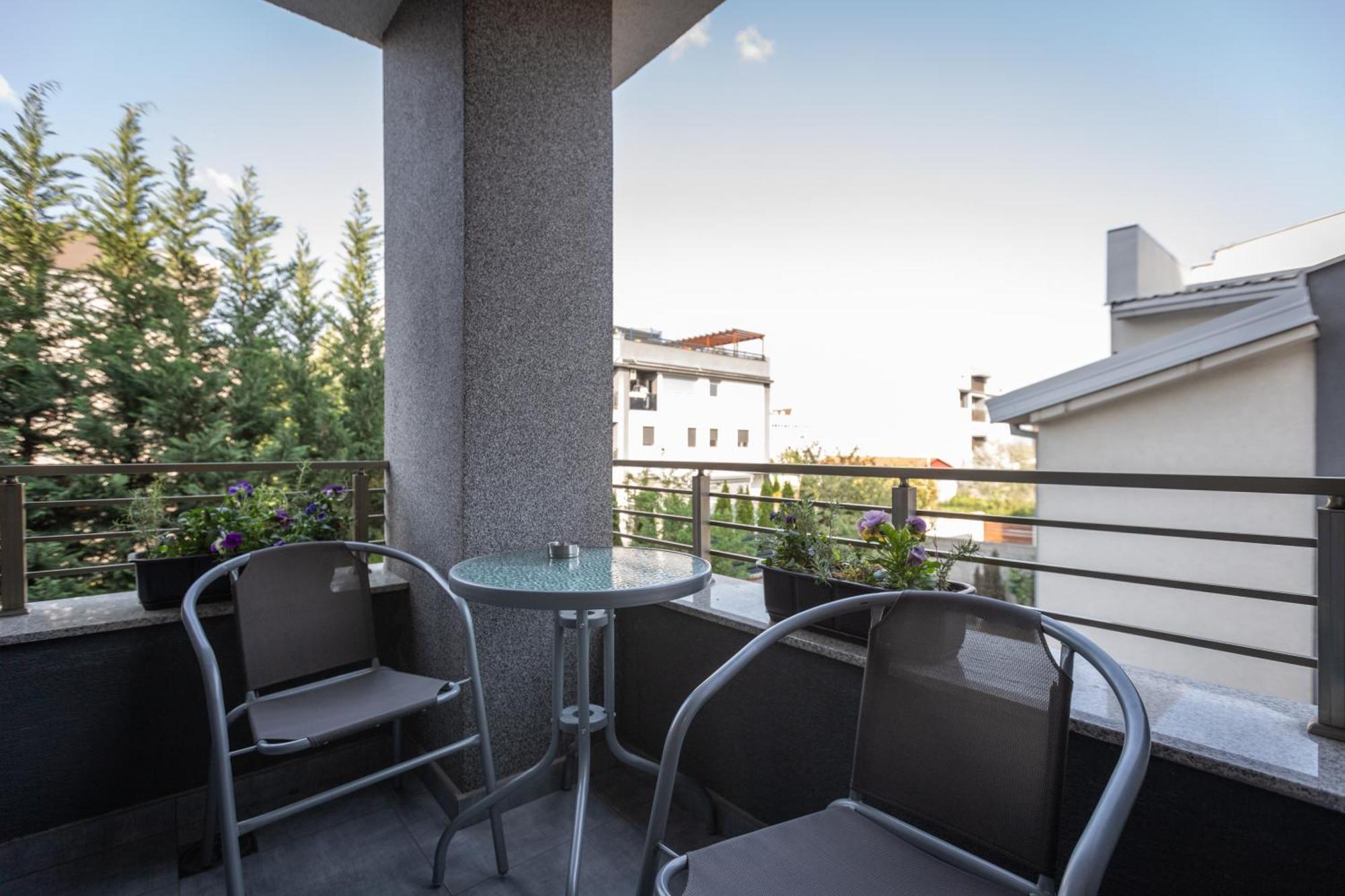 T20 Apartments Skopje Esterno foto