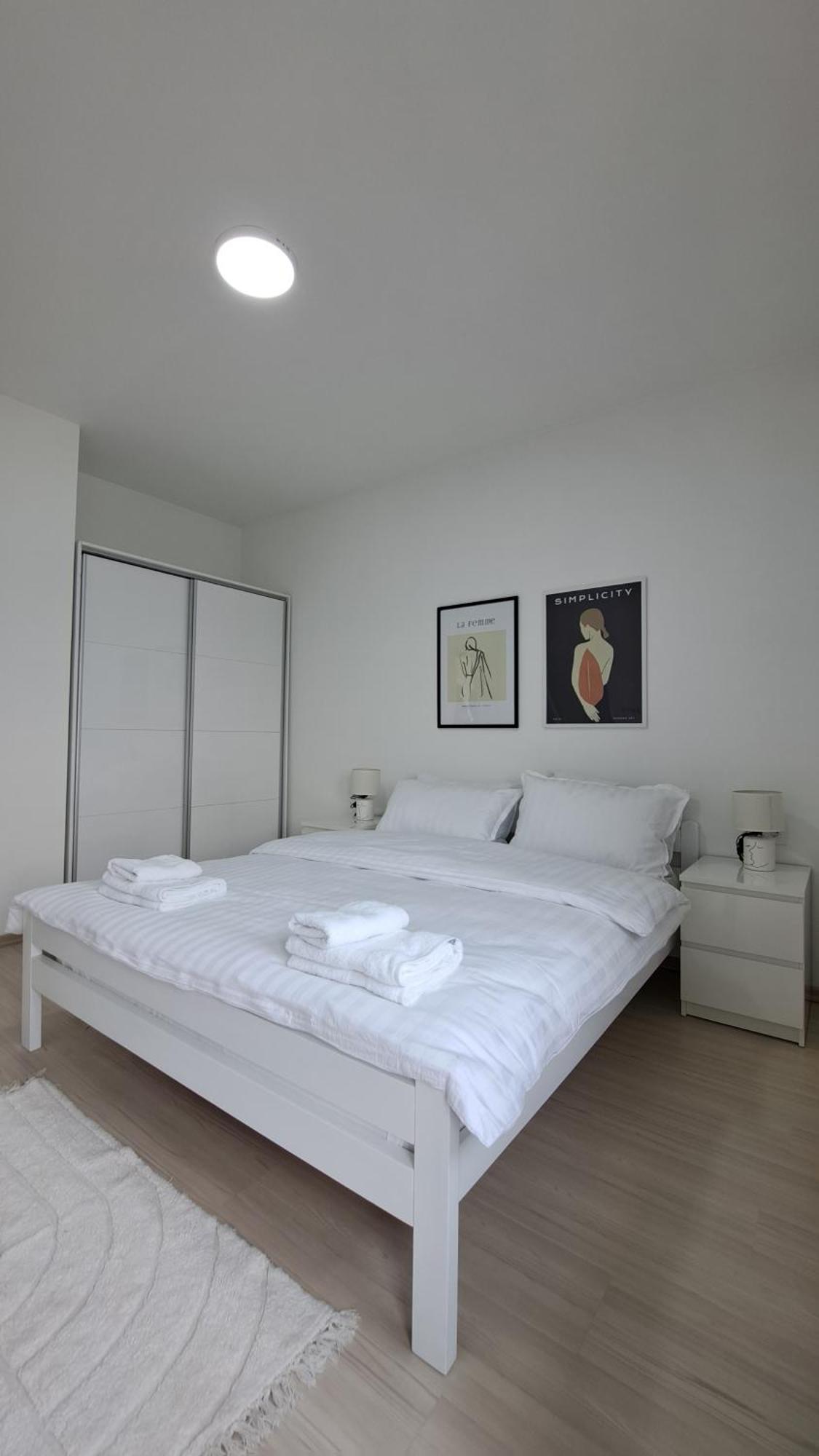 T20 Apartments Skopje Esterno foto